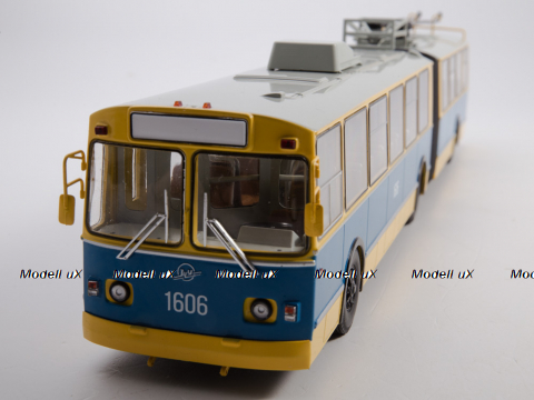 ЗИУ-10, арт. 900285, Советский Автобус 1:43