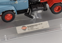 Пескоразбрасыватель ПР-130  "АВТОЭКСПОРТ", 1971г., 113042, DiP Models 1:43