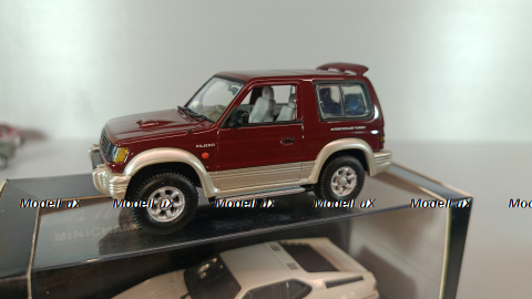 Mitsubishi Pajero , red, , Minichamps 1:43