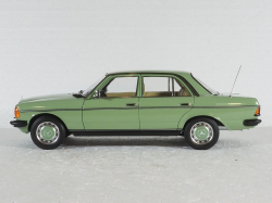 Mercedes 200 1982, (W123) E-Class, 183796, Norev 1:18