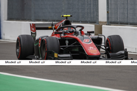 Dallara F2 George Russel F2 Champion 2018, 410180208, Minichamps 1:43