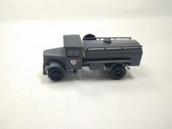 Opel blitz авиационный топливозаправщик из состава 2 истребительной группы Рихтгоффен, КУМ 222 1:87