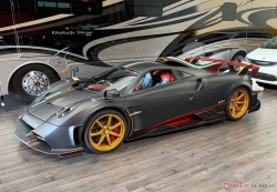 Pagani Imola 2020 Full carbon Fibre, BBR 1:18