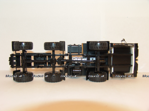 МЗКТ 690610 седельный тягач,  BY.VOLK 1:43