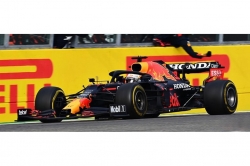 Honda RB16B Red Bull Racing No.33 Red Bull Racing Winner Emilia Romagna GP 2021 Max Verstappen, 18S582, Spark 1:18