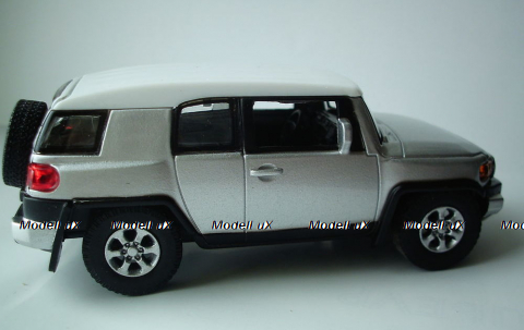 Toyota Fj Cruiser, DP4000W, Saico 1:43