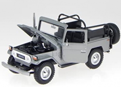 Toyota FJ40 Land Cruiser silver, 79330, MotorMax 1:24