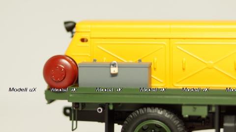 УралЗис-355 с компрессорной станцией ЗИФ-56, TruckTyr 1:43