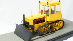 Трактор ДТ 75МЛ с отвалом 1986, RTM 1:43