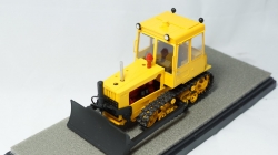 Трактор ДТ 75МЛ с отвалом 1986, RTM 1:43