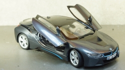 BMW i8 (i12) 2014, Paragon 1:18