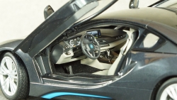 BMW i8 (i12) 2014, Paragon 1:18
