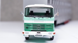Mercedes LPS 1632 Livestock transporter 1970 green/white/silver, IXO TTR008 1:43