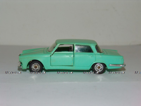 Альфа Ромео 2600, зеленая