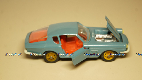 Мазерати Мистраль Купе, серый