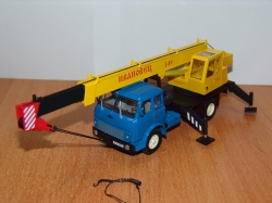 МАЗ 5334 Автокран КС 3571 Ивановец 14 тонн 1979, 1:43
