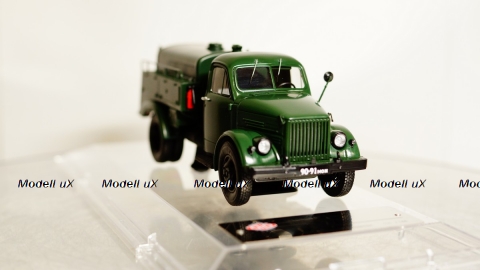 ГАЗ МЗ-51М 1968 г. Москва, 105115, DiP Models 1:43