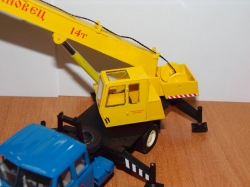 МАЗ 5334 Автокран КС 3571 Ивановец 14 тонн 1979, 1:43