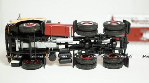 Маз 6422 с полуприцепом АМП-22,6 Молоковоз, TruckTyr 1:43