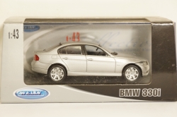 BMW 330i