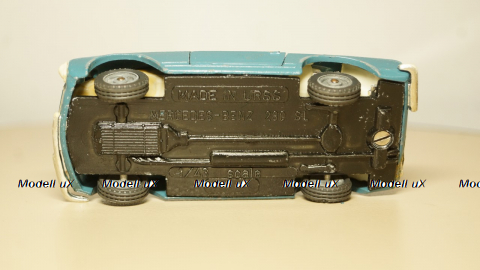 Mercedes 230SL, синий