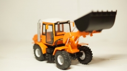 ХТЗ-156Б-09-03 погрузчик, Modellux 1:43