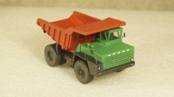 БЕЛАЗ 540А карьерный самосвал зелёный/красный, Бригадир 1:87