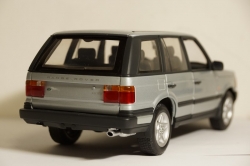 Range Rover P38  4.6 HSE Auto Art 1:18