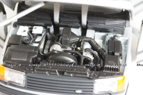 Range Rover P38  4.6 HSE Auto Art 1:18