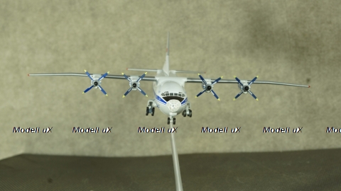 Ан-12 Antonov AN-12 Аэрофлот модель самолета, 554329, Herpa 1:200 