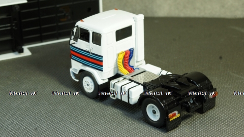 Volvo F88 Racing Transporter Martini Racing, IXO TTR018 1:43