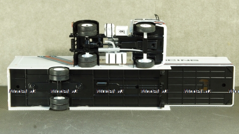 Volvo F88 Racing Transporter Martini Racing, IXO TTR018 1:43