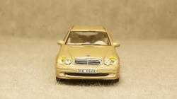 Mercedes C320 gold, Cararama 1:43