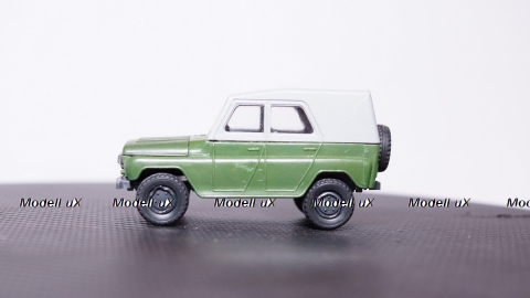 УАЗ 469М пластик 