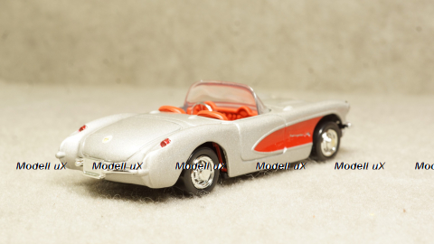 Chevrolet Corvette 1957, New Ray 1:43