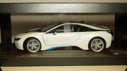 BMW I8, Paragon 1:18