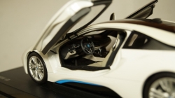 BMW I8, Paragon 1:18