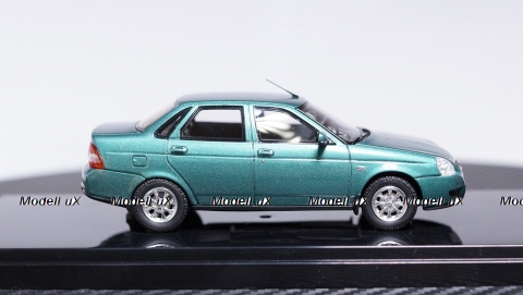 ВАЗ 2170 Priora Седан 2014 г. зелено-синий, 221706, DiP Models 1:43