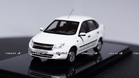 ВАЗ 2190 Granta Люкс 2013 г., 221903, DiP Models 1:43