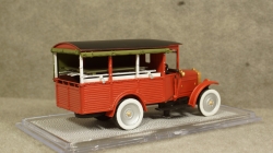 Амо Ф15 скорая, Мастерская Гулак 1:43