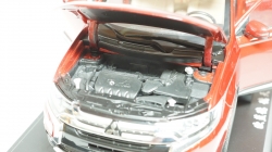 Mitsubishi Outlander 2015, Paudi 1:18