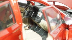 Mitsubishi Outlander 2015, Paudi 1:18