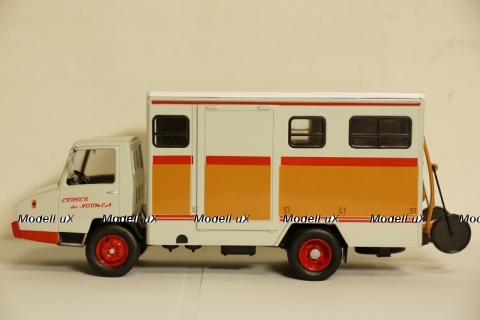 Berliet Stradair 50 1968 IXO 1:43
