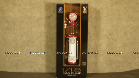 Бензоколонка Chevrolet Corvette  mechanisch, Lucky Die Cast 1:18