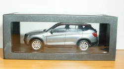 BMW X3 F25, Paragon 1:18