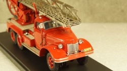 Зис-151 АМЛ  Metz, Мастерская Молотков 1:43