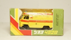 УАЗ 452 В Скорая помощь, чума, 1:43