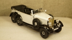 Mercedes G4 (W31) light grey/black, MCG18208, Model Car Group 1:18