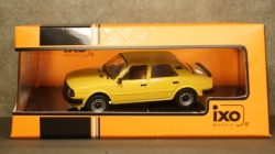 Skoda 120L dark yellow, CLC323N, IXO 1:43