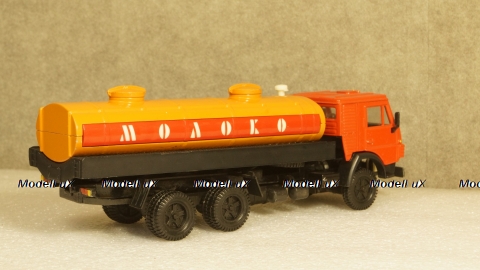 КамАЗ 53212 Молоко красный/оранжевый, Элекон 1:43 